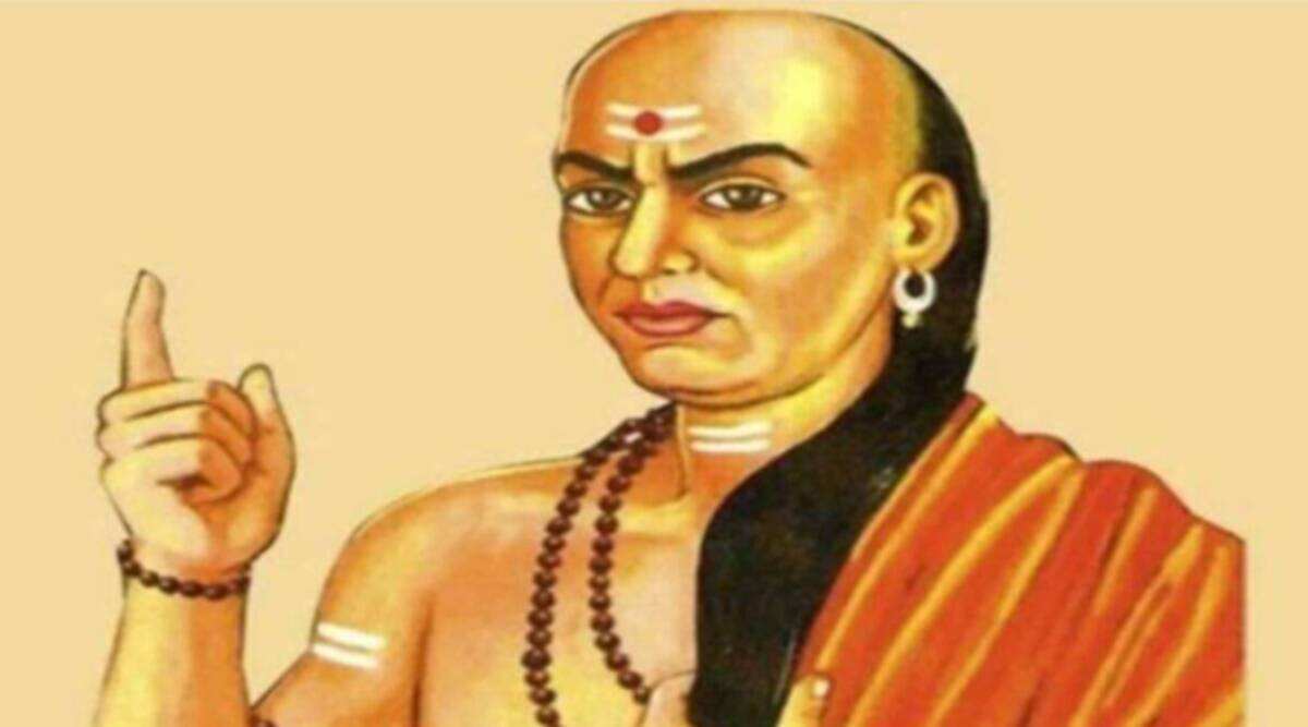 Chanakya Niti: कठीण काळात सापासारखे वागावे, असे का म्हणतात आचार्य चाणक्य? जाणून घ्या कारण