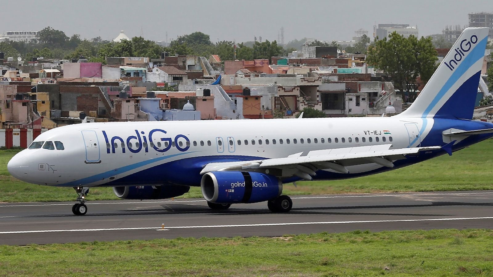 IndiGo Shares Decline Nearly 4% as 2.9% Equity Changes Hands Via Block Deal; Know Details