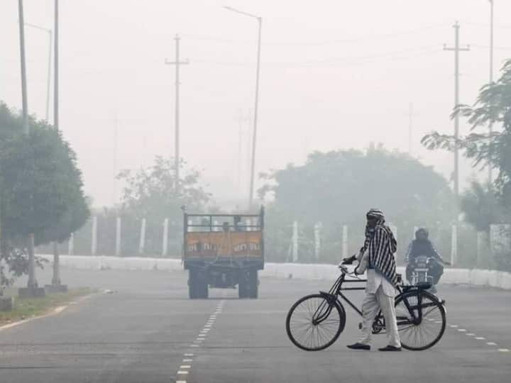 Weather Update Increasing Cold In The Capital Delhi Chances Of Rain In Jammu Ladakh Uttarakhand Red Alert Issued In This State