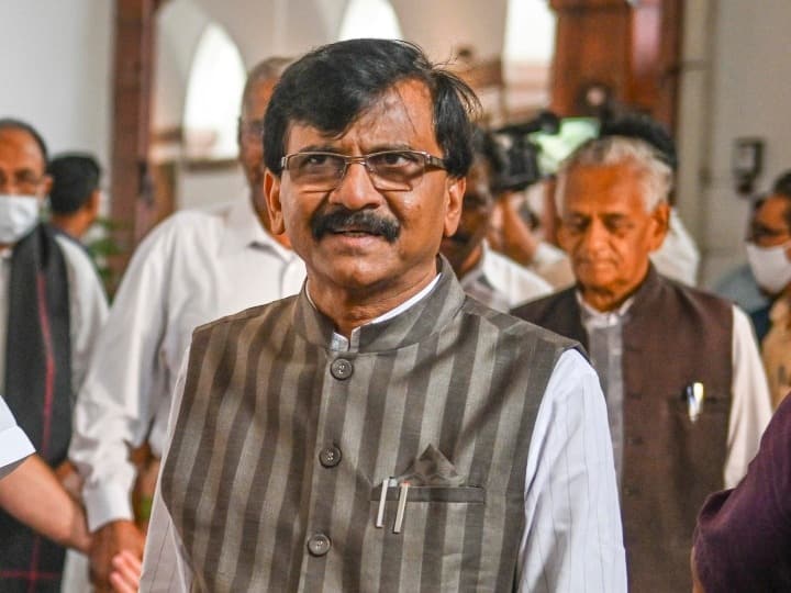 Patra Chawl Scam Accused Sanjay Raut After Coming Out On Bail Praises Devendra Fadnavis And Lashes Out At Raj Thackeray ANN