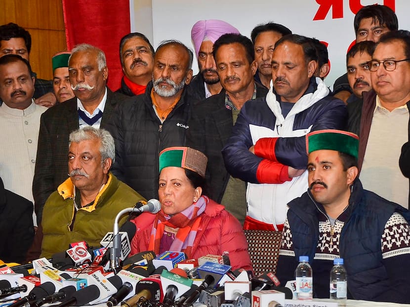 Himachal CM Suspense Congress Observers Meeting Continues Pratibha Singh And Sukhwinder Sukhu