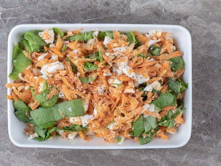 Chicken Celery Mingle Recipe: चिकन की यह खास रेसिपी आपने कभी नहीं किया होगा ट्राई