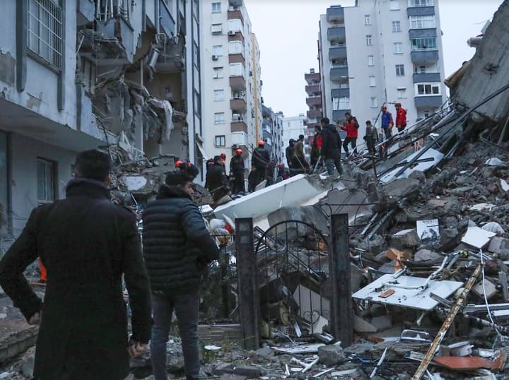 Turkiye Earthquake Powerful 7. 8 Magnitude Quake Kills Thousands People, A Scientist Prediction Before 3 Days, Know 10 Points