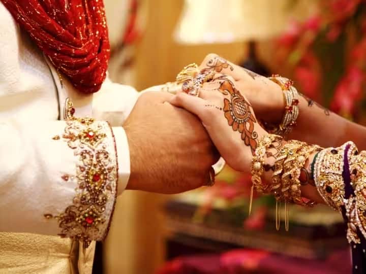 UK England Increases Legal Age To Stop Forced Marriage