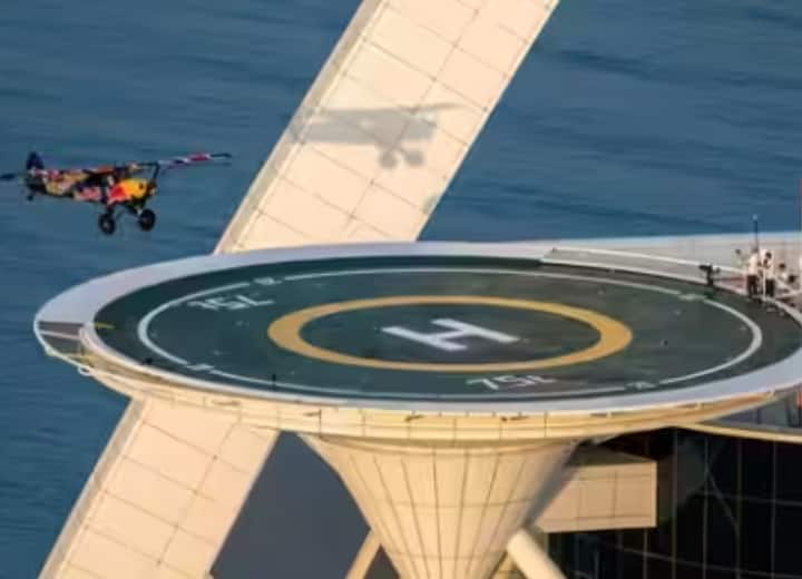 First Plane Landing On The World Smallest Dubai Burj Al Arab Helipad