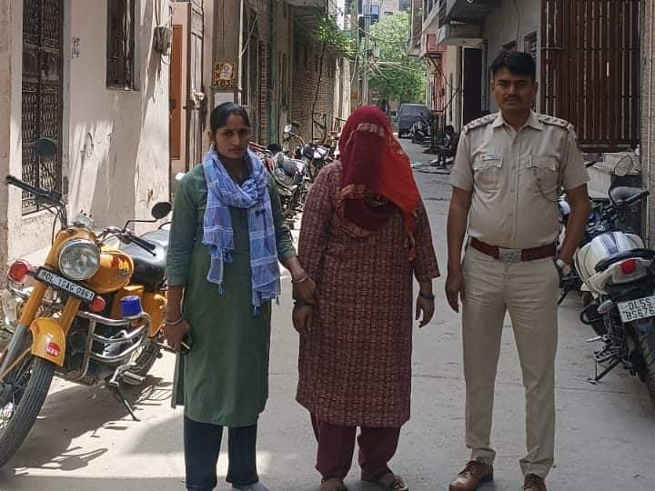 Delhi Police Solved Woman's Dead Body Mystery Of April 12 In Karawal Nagar Her Live In Partner Strangled Her To Death Ann