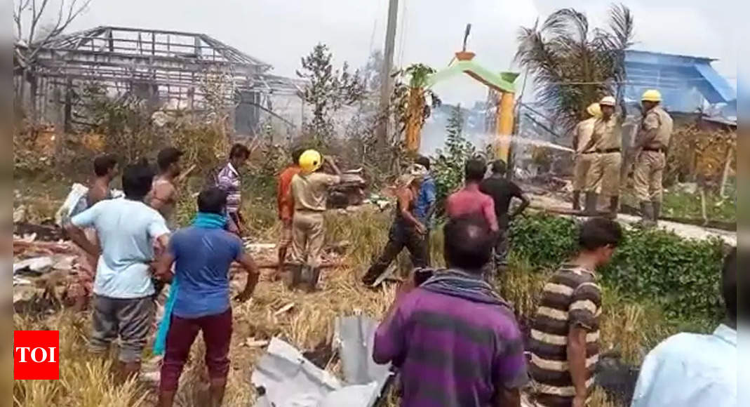 Explosion in firecracker factory in West Bengal's Medinipur kills 5, injures 7 | Kolkata News