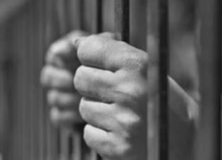 भारतीय मूल की महिला मनदीप कौर को ब्रिटेन में नगद मादक पदार्थ पहुंचाने के आरोप में जेल