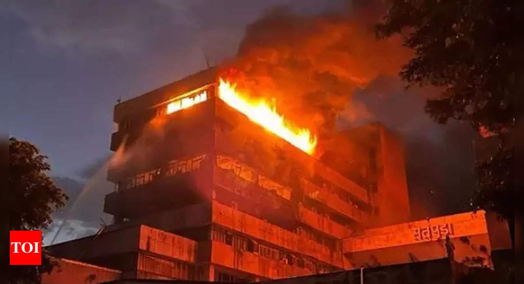 Satpura Bhawan fire: Alarm didn't go off, firefighters reached late, says MP official | Bhopal News