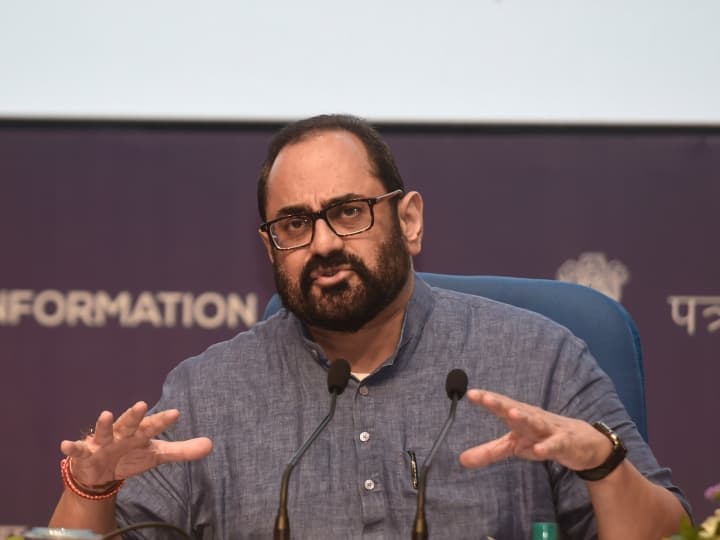 Data Breach On Cowin Central Minister Rajeev Chandrasekhar Reaction Covid Vaccination | 'CoWIN पोर्टल को कमजोर बनाने की कोशिश', डेटा ब्रीच के आरोपों पर केंद्रीय मंत्री बोले