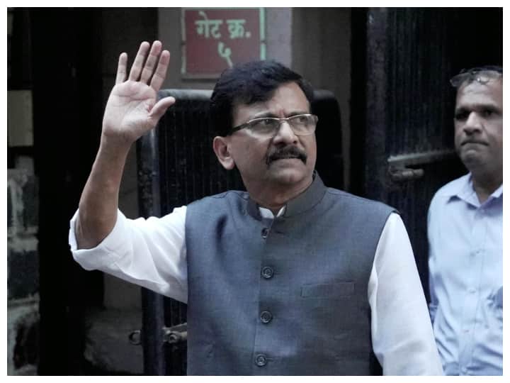 ED Raids Close Aides Of Sanjay Raut And Aditya Thackeray In Mumbai Covid Scam Case Shiv Sena Raised Questions