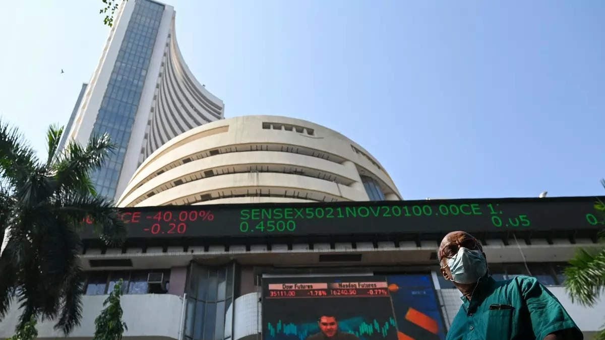 Stock Market Updates: Sensex Jumps 350 pts, Nifty Above 19,550; Paras Defence Up 12%