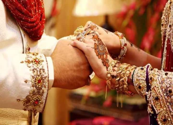 Cross Border Marriage After Seema And Anju Another Couple Get Married Jodhpur Advocate Weds Karachi Woman Online