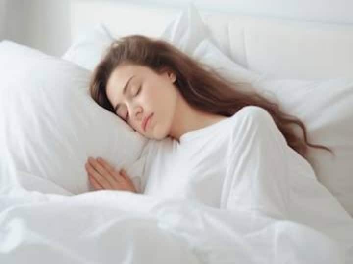 Health Tips Sleeping In Afternoon Is Beneficial Or Harmful Know From Experts