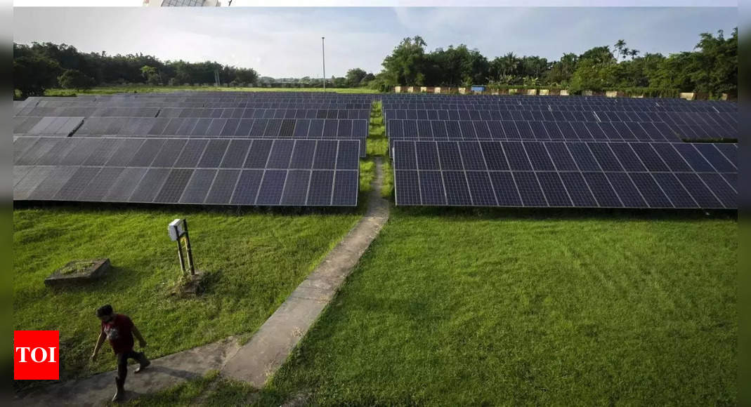 Solar Plant: IIM Udaipur leads the way towards sustainability with a 500 kW solar plant | India News