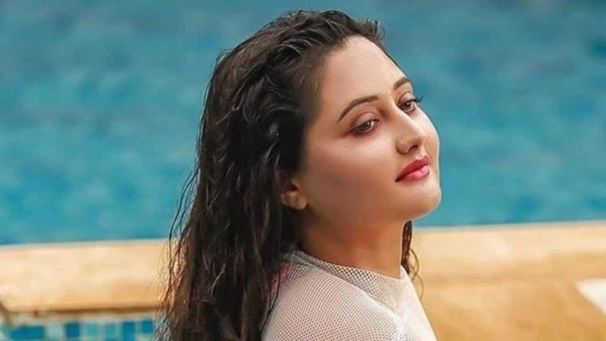 Rashami Desai REVEALS Reason Behind Her Absence; Shares That She Wants To 'Work In Bollywood'