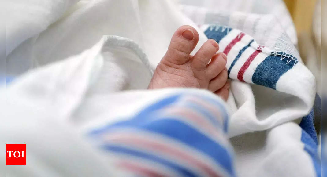 US infant mortality rate rose last year, CDC says it's the largest increase in two decades