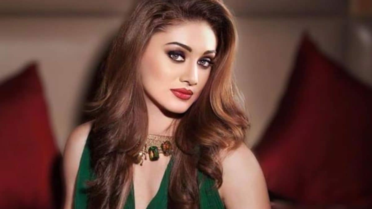 Shefali Jariwala To Make Her Television Debut Soon With THIS Show; Details Inside