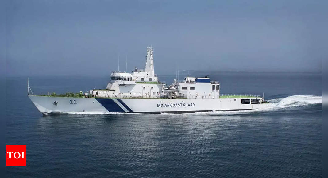 Defence ministry inks Rs 1,070-crore deal for 14 Fast Patrol Vessels | India News