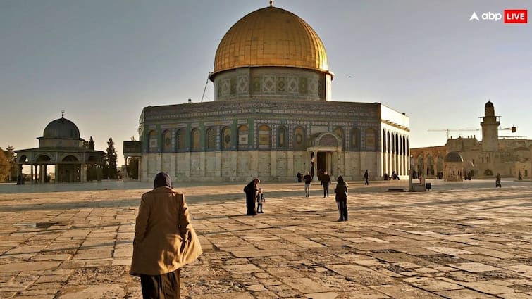 Israel to set security limits on Ramadan prayers at Jerusalem Al Aqsa mosque