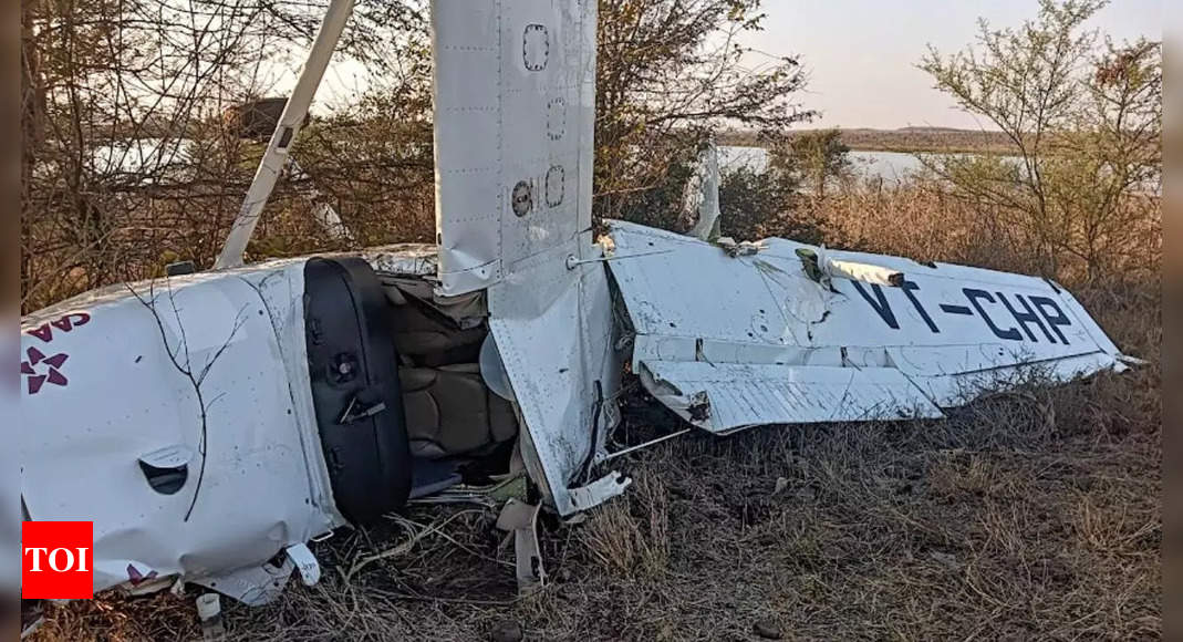Madhya Pradesh: Trainee pilot injured as aircraft crash lands in Guna | Bhopal News