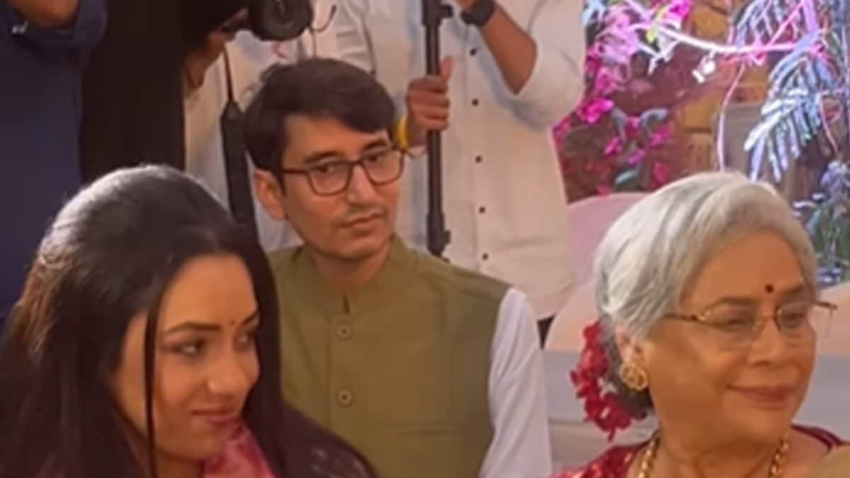 'Anupamaa' Rupali Ganguly's Sweet Gesture At Iftaar Party Is Melting Hearts