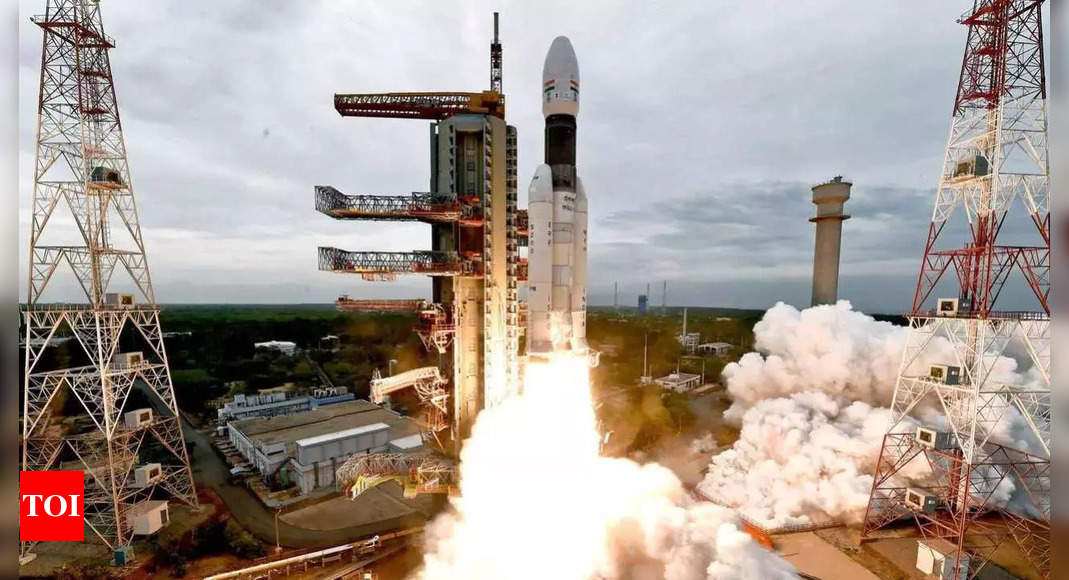 Isro reveals reason behind 4-second delay in Chandrayaan-3 lift-off | India News