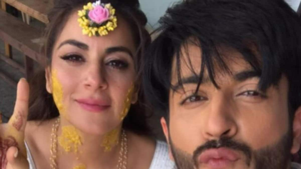 Dheeraj Dhoopar Wishes Kundali Bhagya Co-Star Shraddha Arya On Birthday With Adorable Throwback Photos