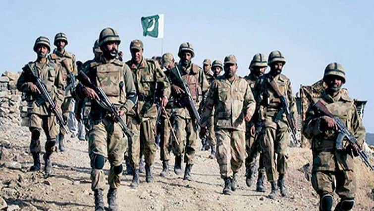 Pakistan Security forces Killed 25 terrorists 11 injured in Peshawar 