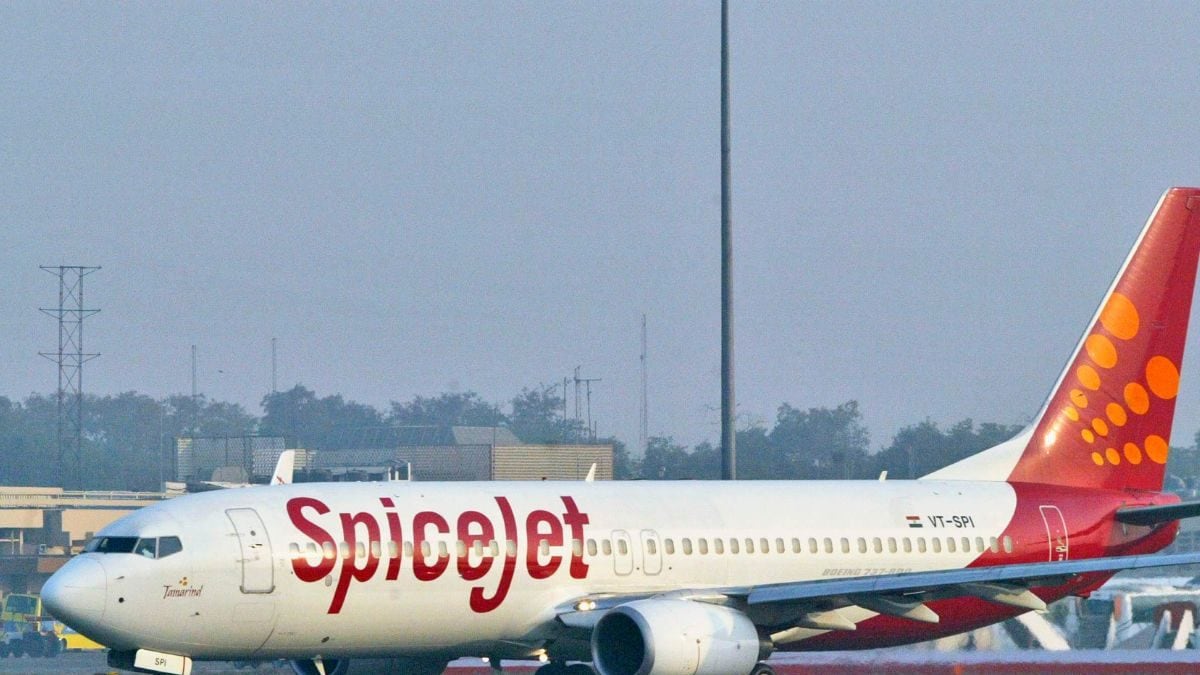 Spicejet Plans to Raise Over Rs 3,200 Crore Via Debt, Equity